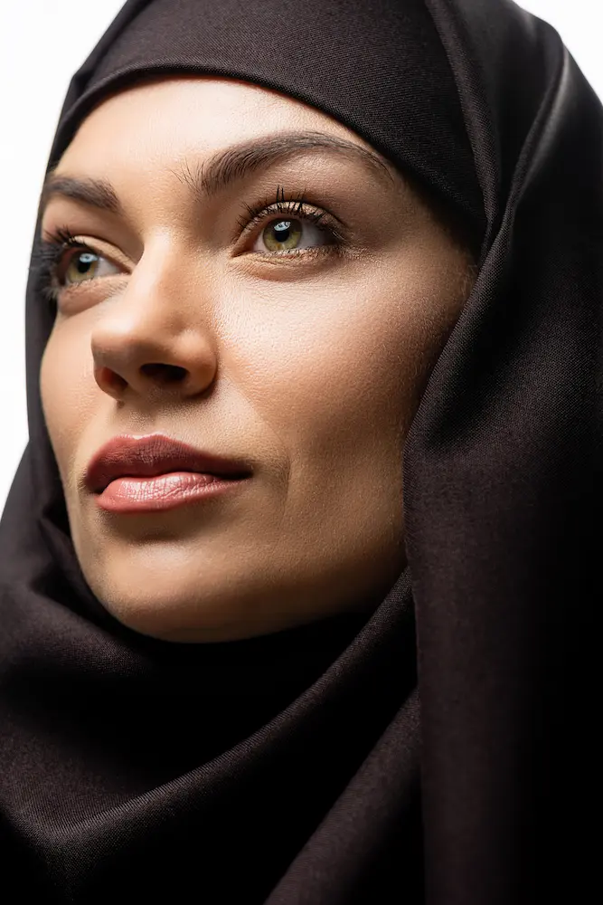 girl in black hijab