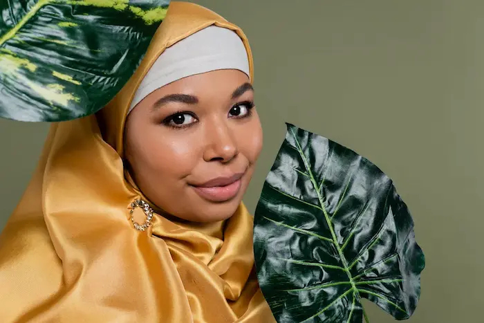 Woman wearing a silk hijab